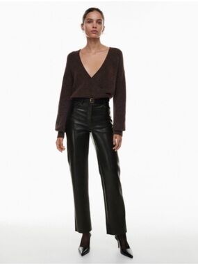 Aritzia Wilfred the Melina High-Waisted Vegan Leather Pants black SZ 6